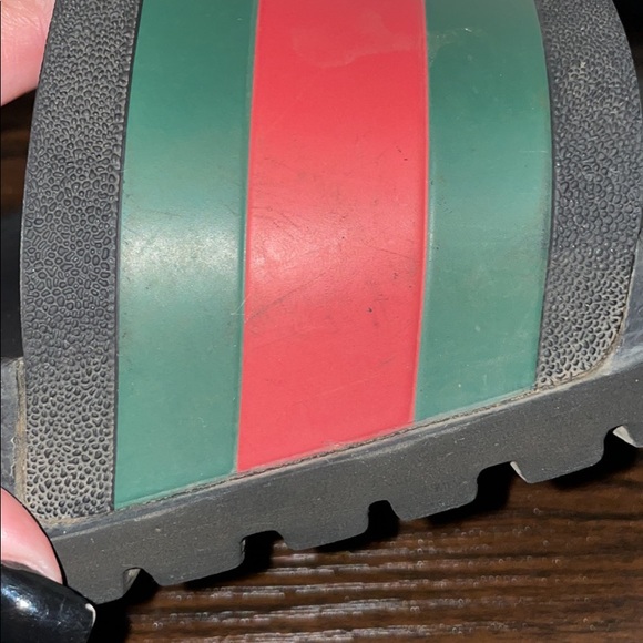 Authentic Men’s Gucci Slides size 9 - Picture 5 of 10